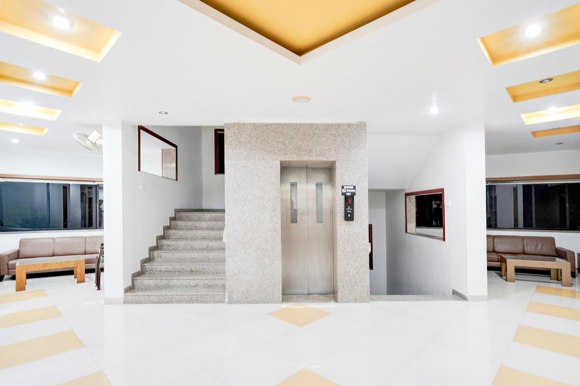 Super Townhouse Mg Road Porbandar Formerly Hotel Harmony Esterno foto