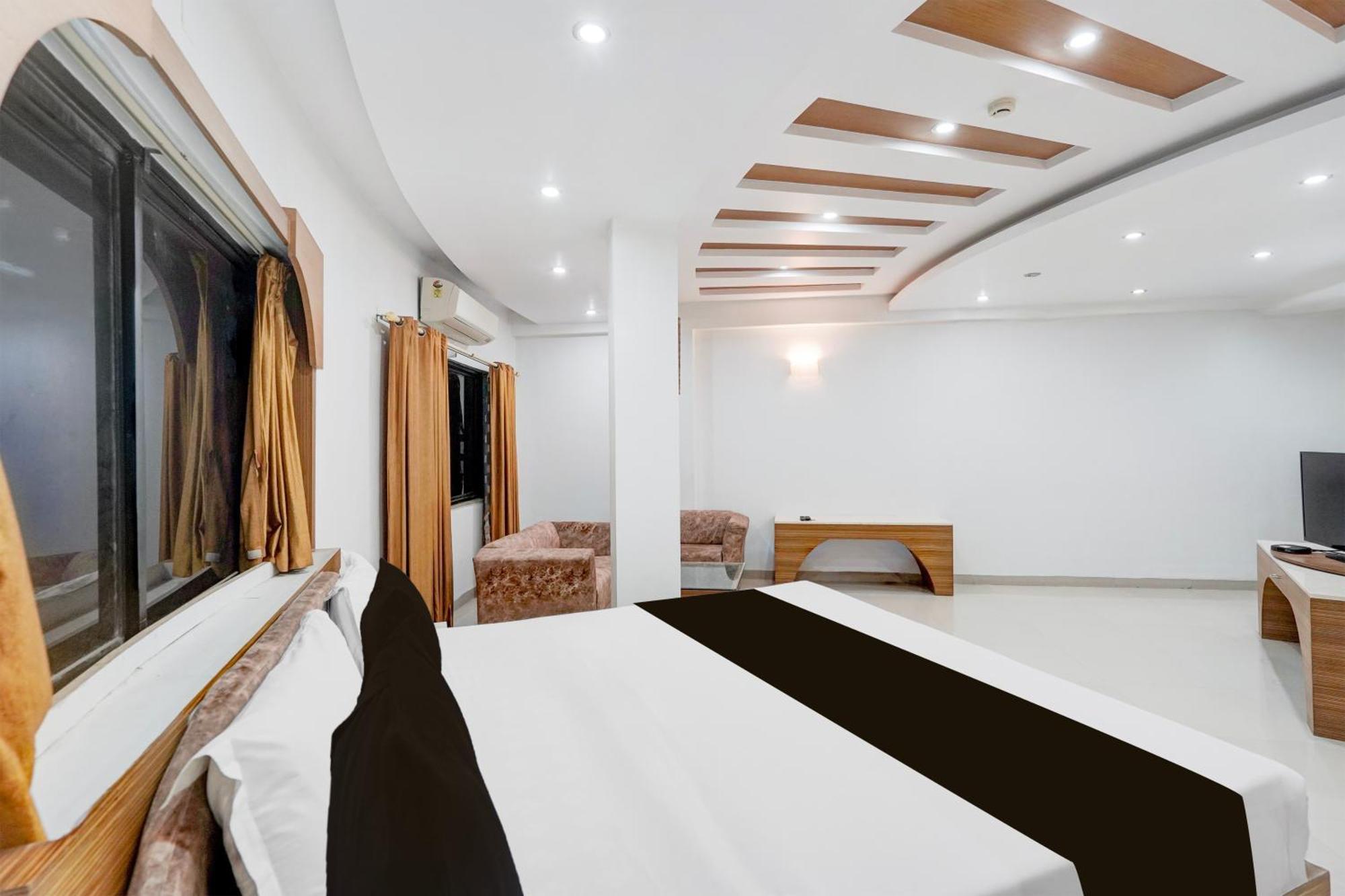 Super Townhouse Mg Road Porbandar Formerly Hotel Harmony Esterno foto